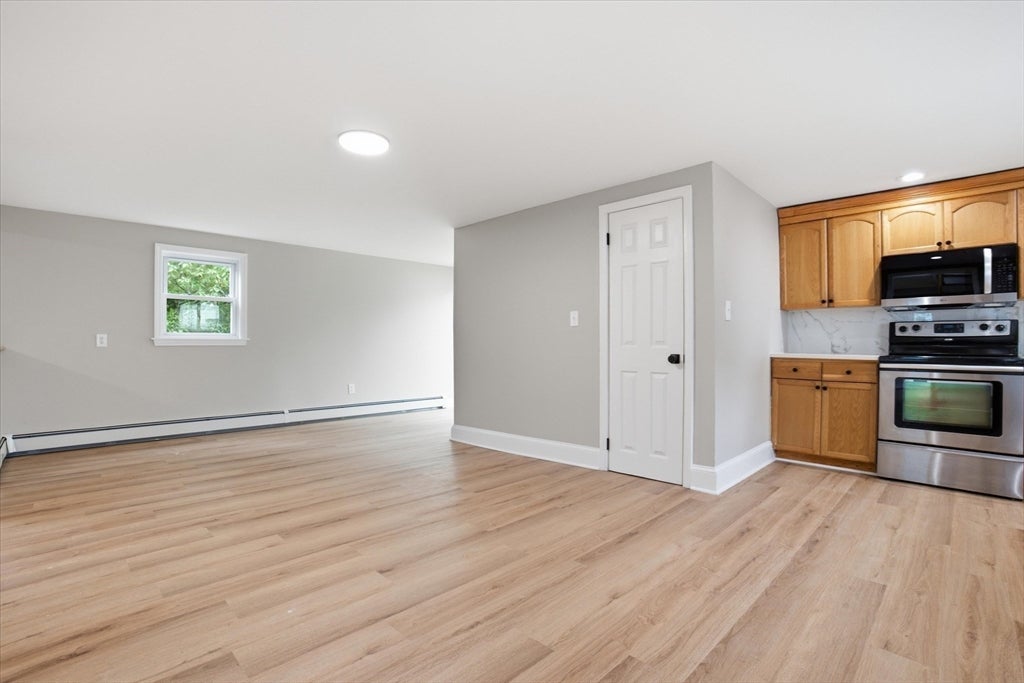 111 Liberty St, Lowell, MA, 111 Liberty St, Lowell, MA Photo #14