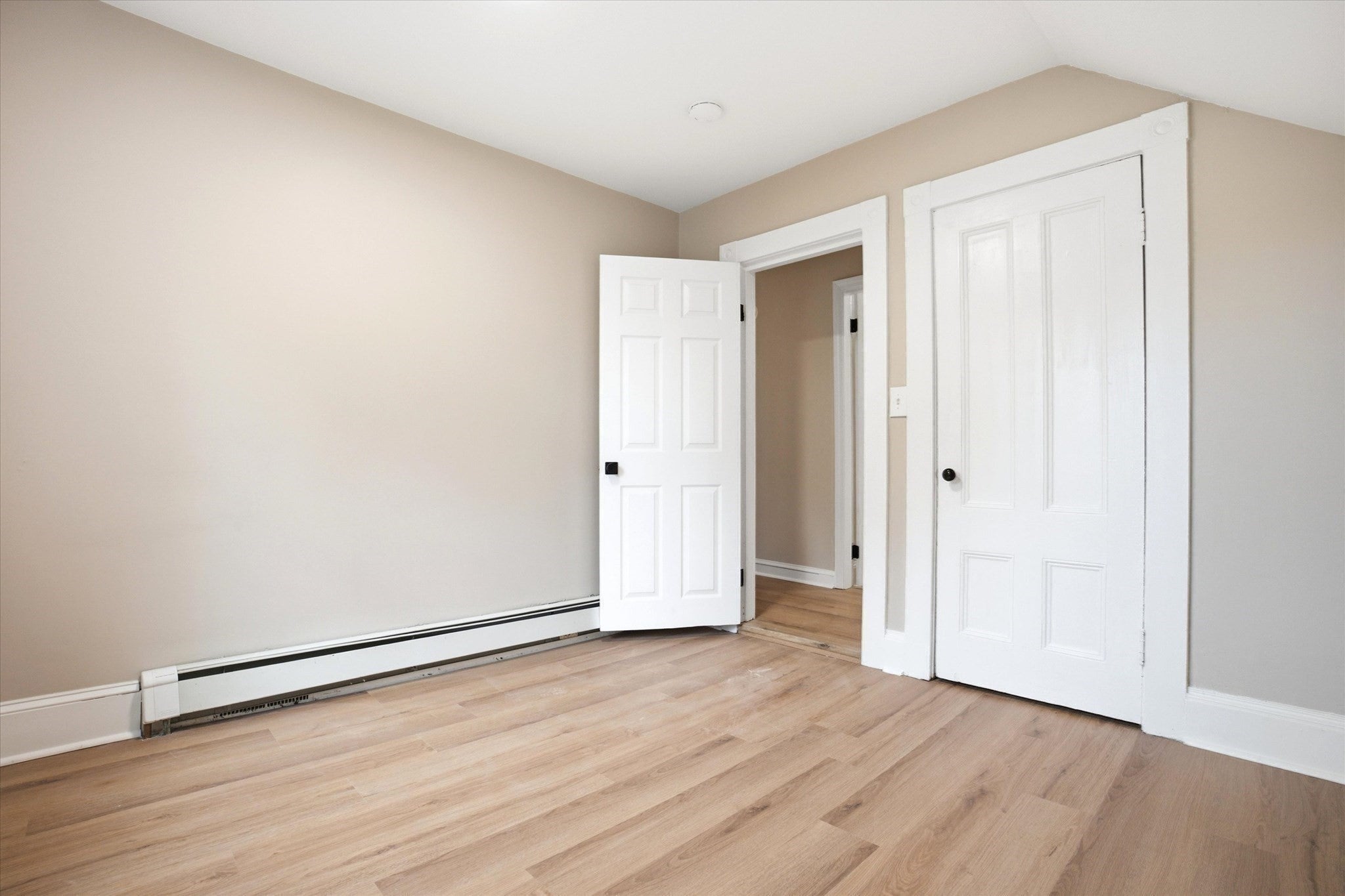 111 Liberty St, Lowell, MA, 111 Liberty St, Lowell, MA Photo #23