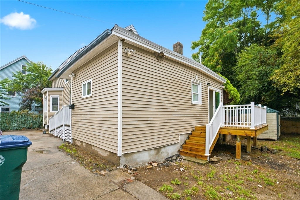 111 Liberty St, Lowell, MA, 111 Liberty St, Lowell, MA Photo #4
