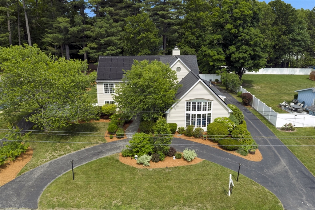 17 Clara Rd