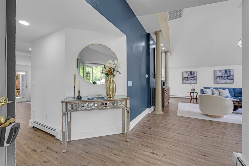 17 Clara Rd
