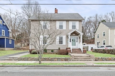 47 Moffatt Road Salem MA 01970