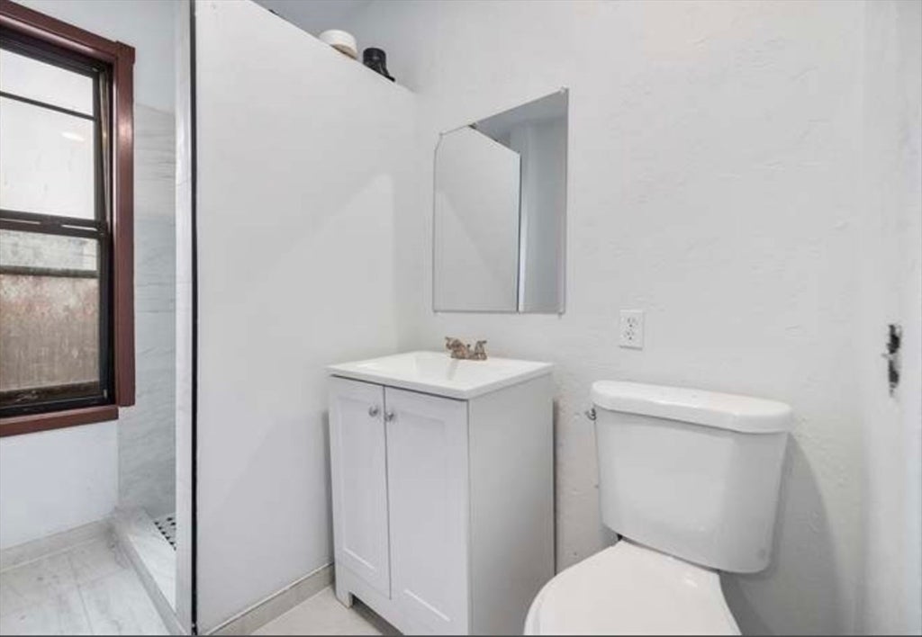 629 Cambridge Street, Worcester, MA, 629 Cambridge Street, Worcester, MA Photo #20