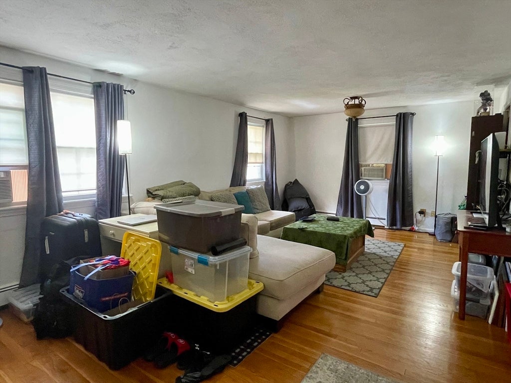 94 Walnut St #1, Belmont, MA, 94 Walnut St #1, Belmont, MA Photo #2