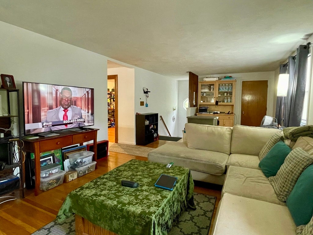 94 Walnut St #1, Belmont, MA, 94 Walnut St #1, Belmont, MA Photo #1