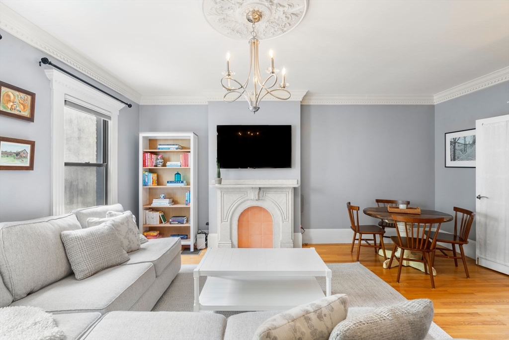 45 Baldwin St 1