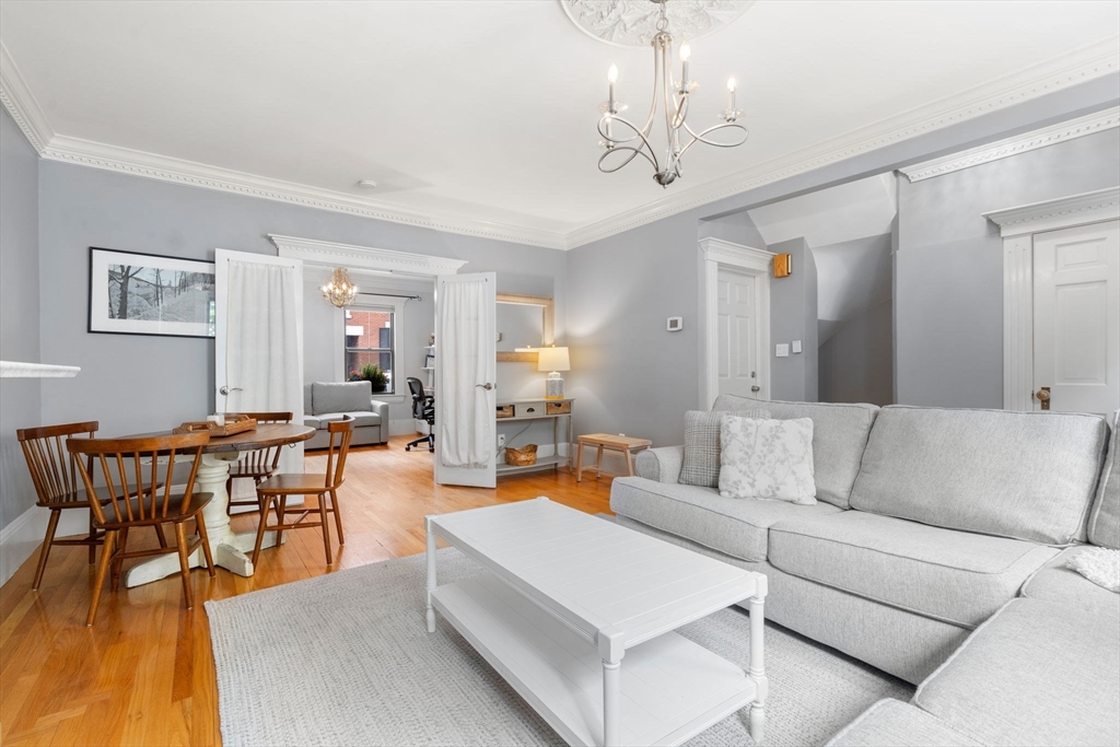45 Baldwin St 1