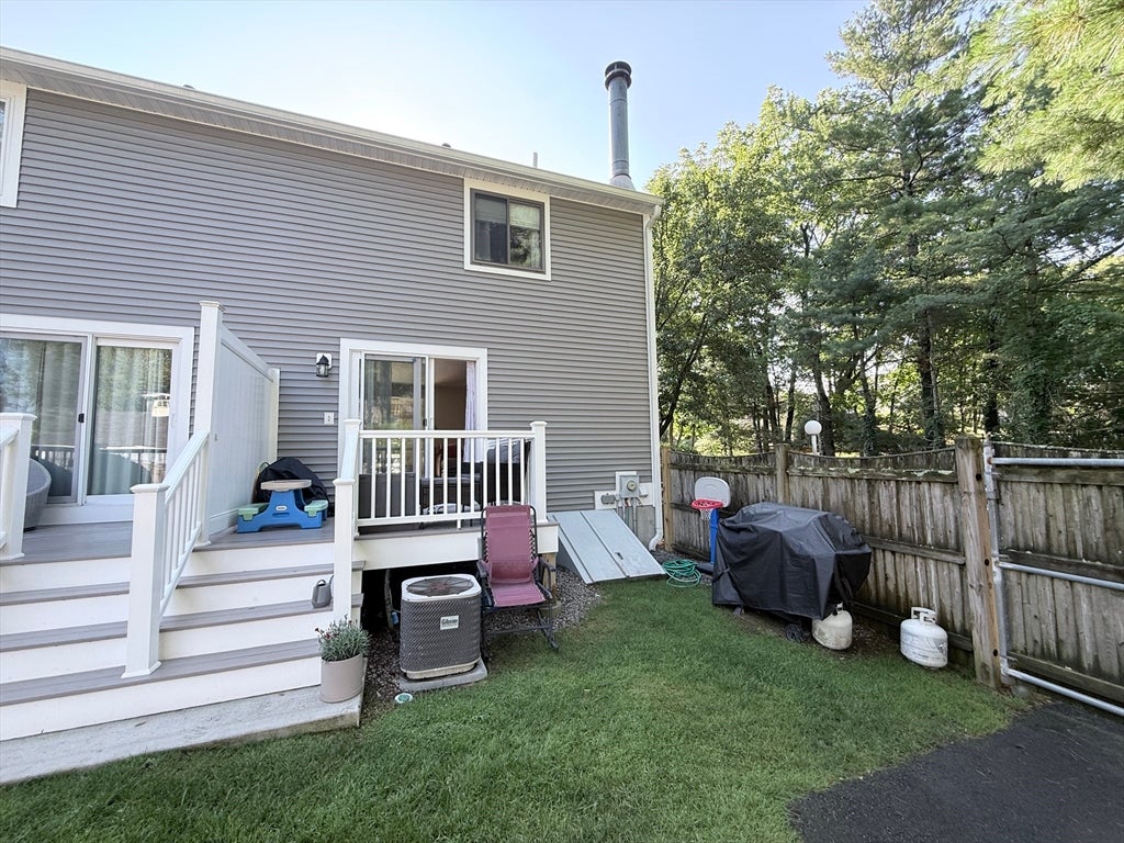 1 Hartshorn Pl #1, Walpole, MA, 1 Hartshorn Pl #1, Walpole, MA Photo #13
