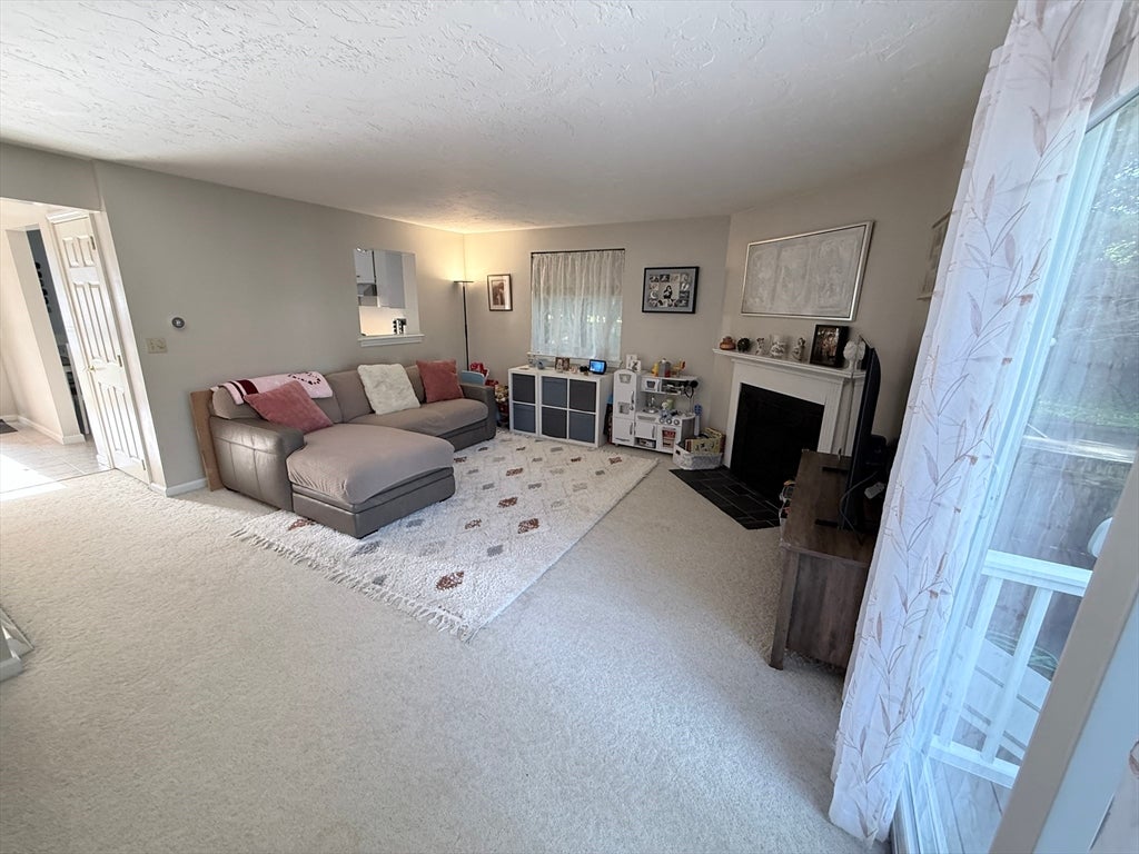 1 Hartshorn Pl #1, Walpole, MA, 1 Hartshorn Pl #1, Walpole, MA Photo #6