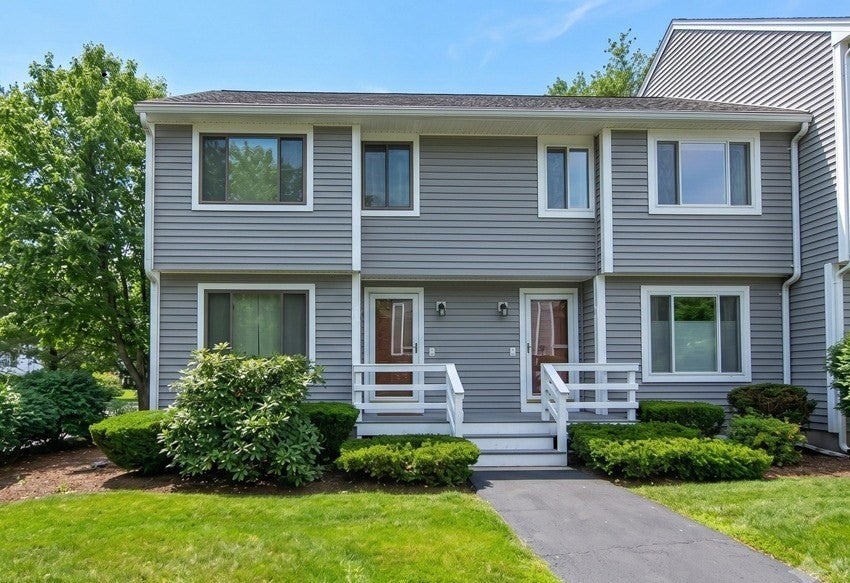 1 Hartshorn Pl #1, Walpole, MA, 1 Hartshorn Pl #1, Walpole, MA Photo #2
