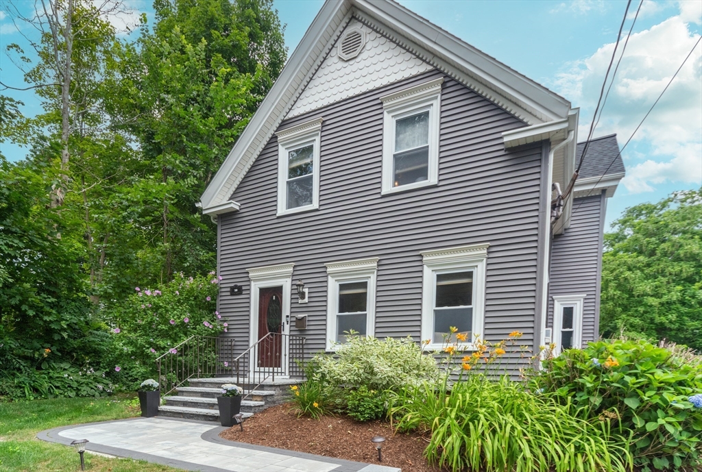 28 Oak St