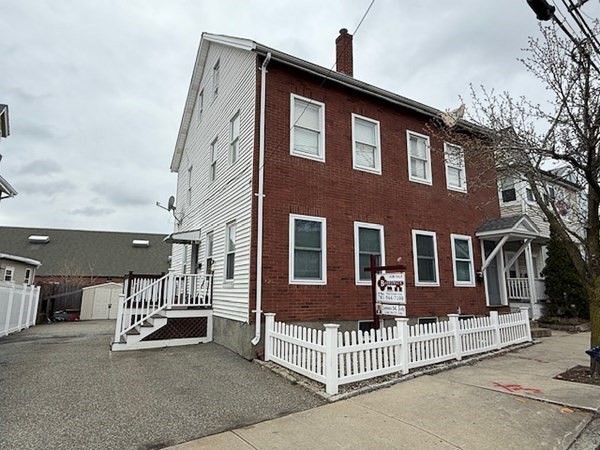 24 Clinton St