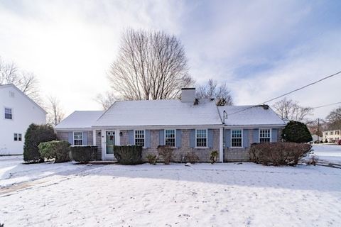 Photo of 1 Bloomfield Ave, Middleboro, MA 02346 (MLS # 73477392)