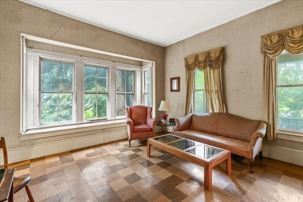 40 Columbus St, Newton, MA, 40 Columbus St, Newton, MA Photo #3