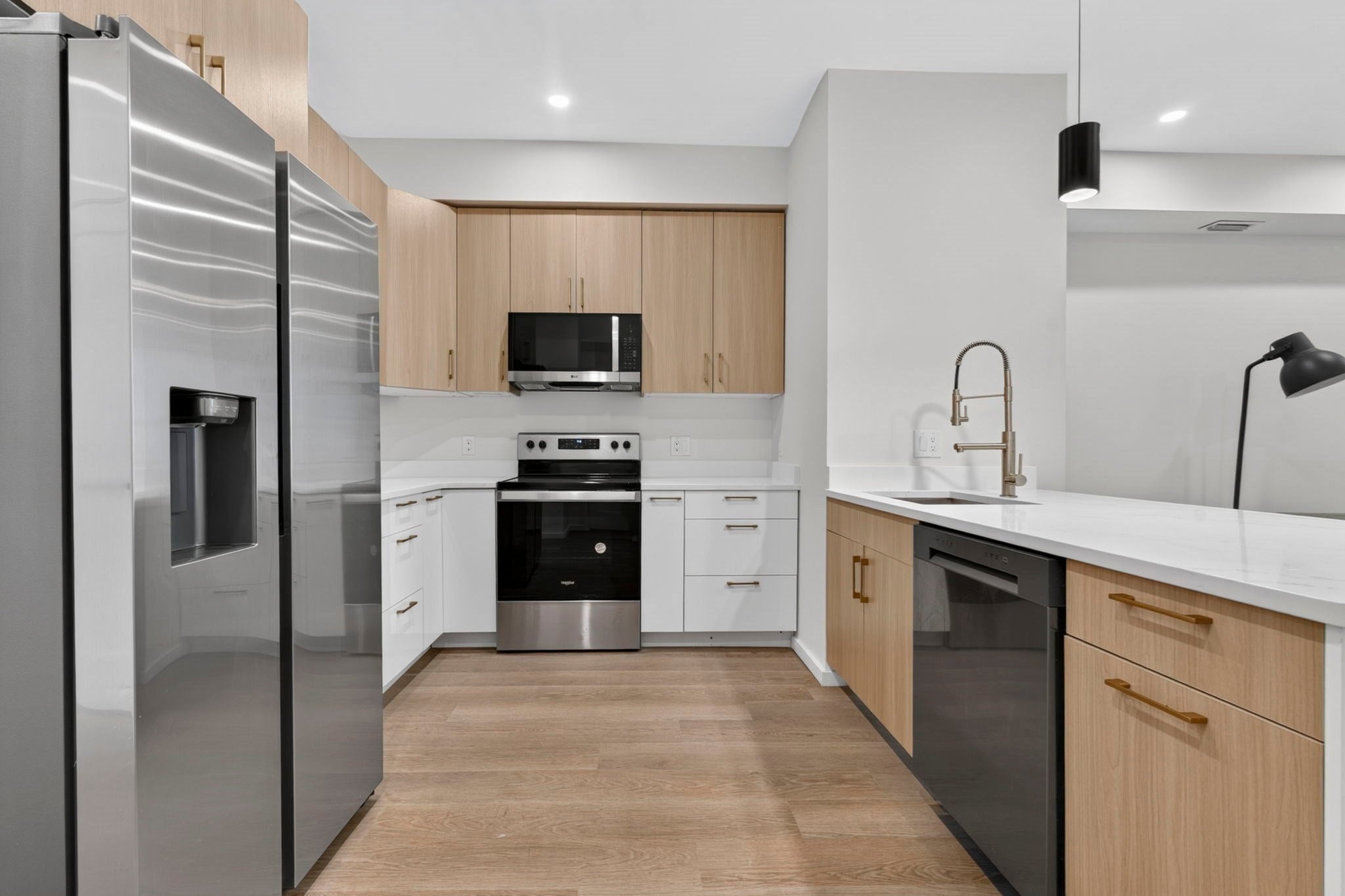 546 Saratoga St, Boston, MA Photo #27