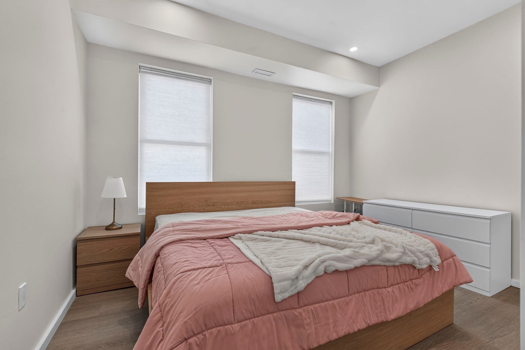 546 Saratoga St, Boston, MA Photo #30