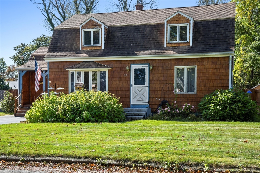 32 Carron Lane