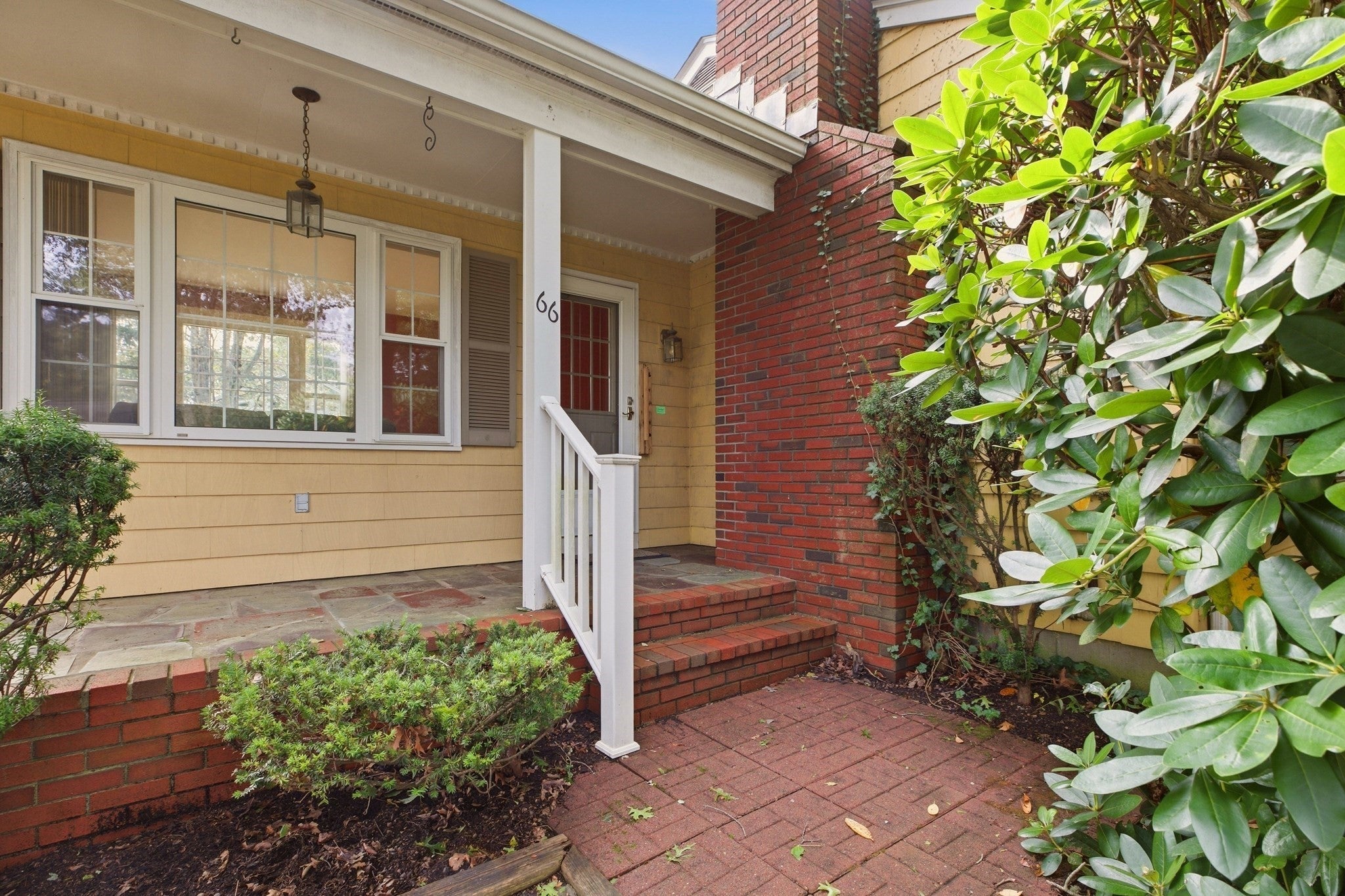 66 Eleanor St, Dartmouth, MA Photo #2