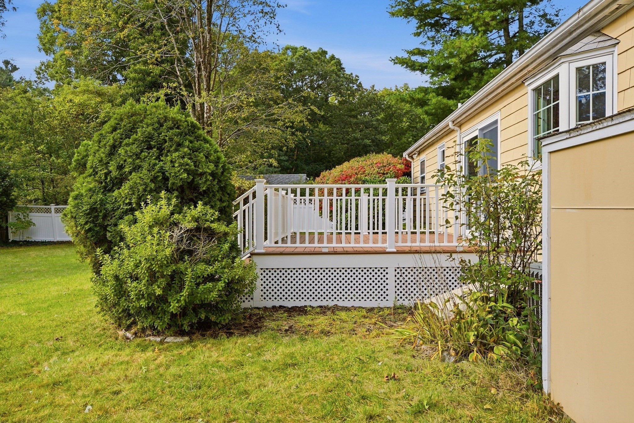 66 Eleanor St, Dartmouth, MA Photo #30