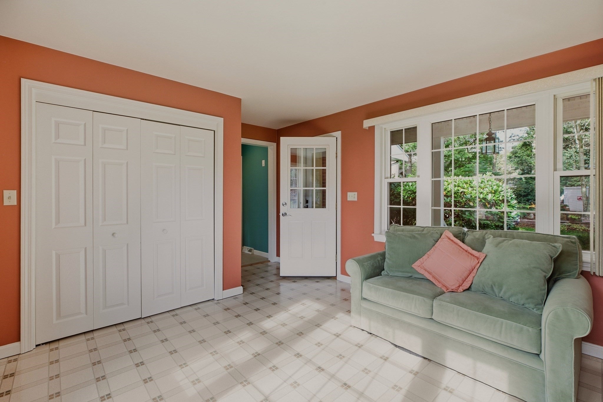 66 Eleanor St, Dartmouth, MA Photo #5