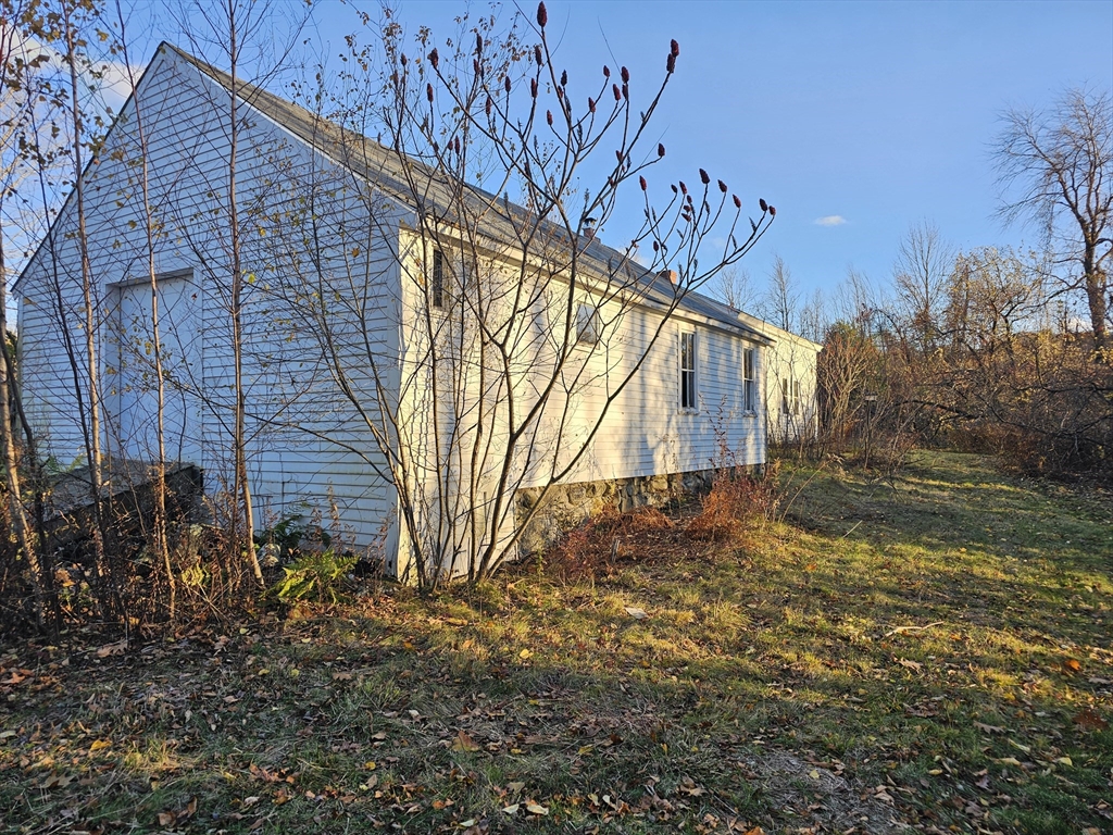 555 Highland Ave