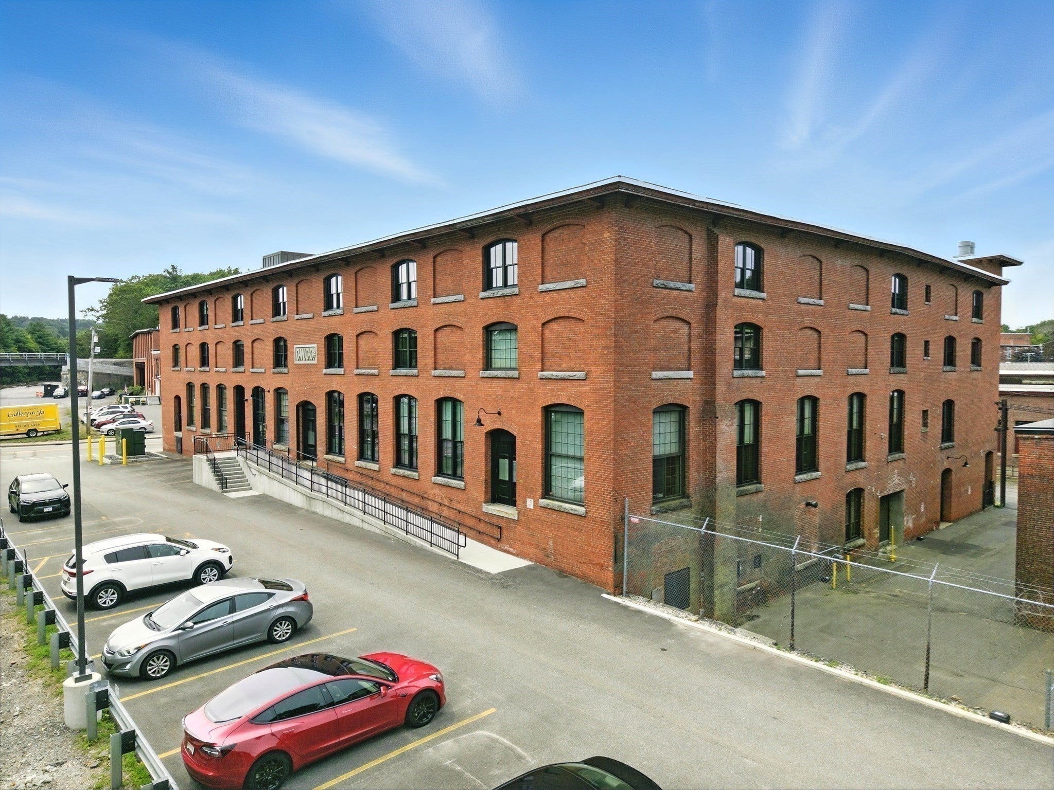 55 Sterling St 305