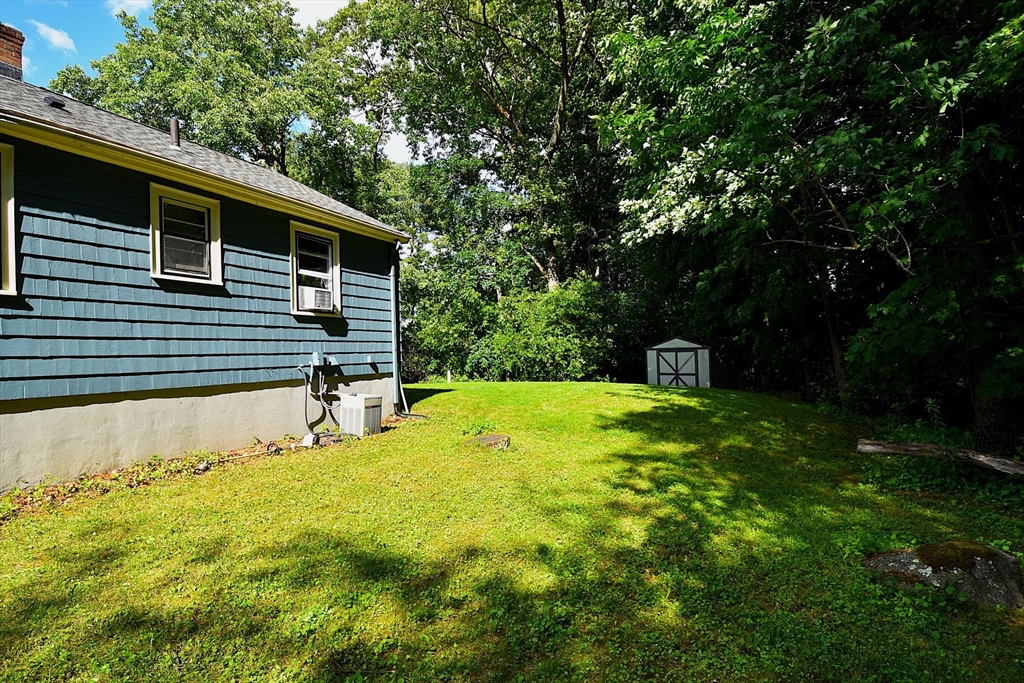 21 Strout Ave
