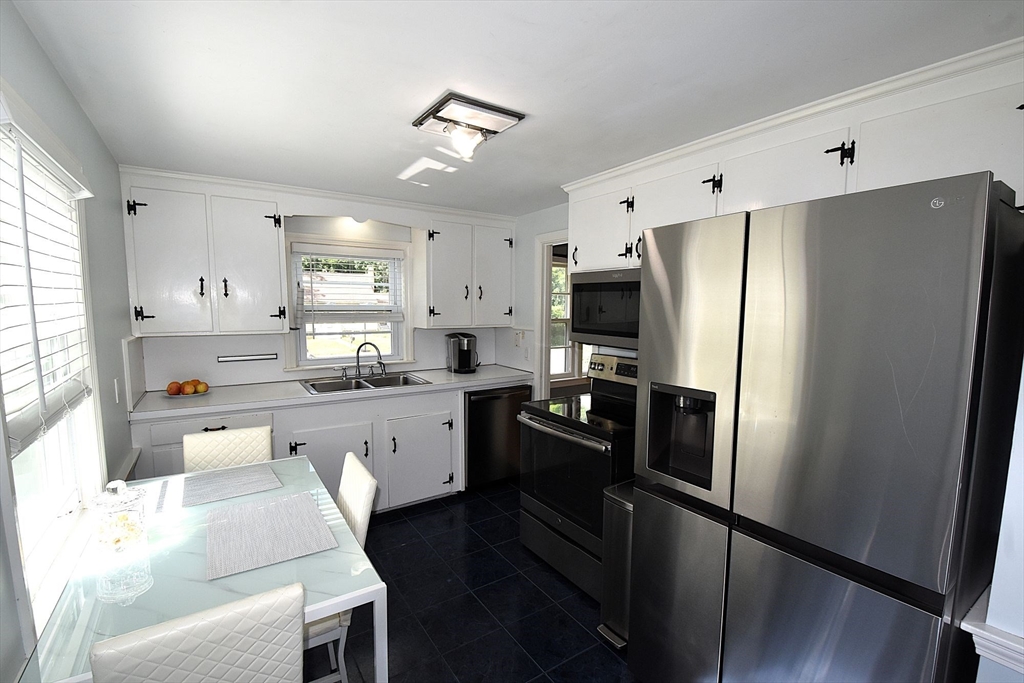 21 Strout Ave