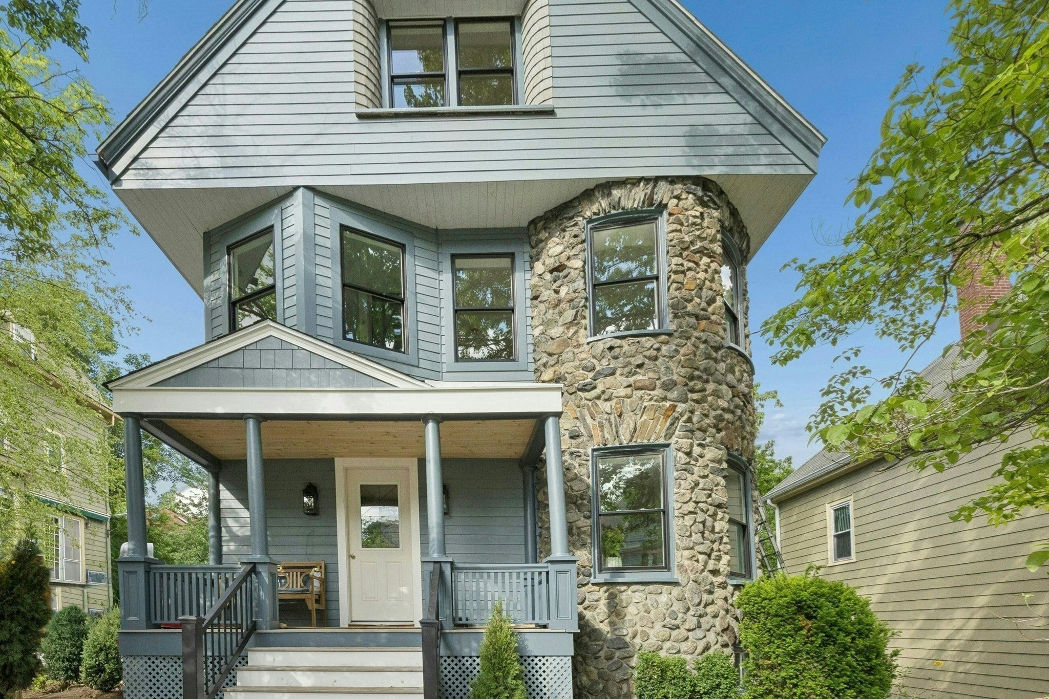 34 Addison St