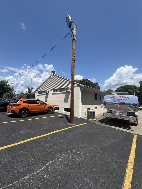 300 Woodland St