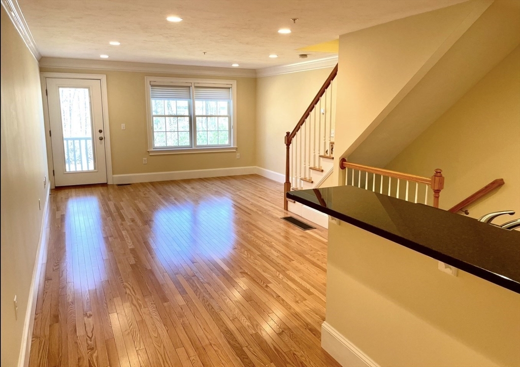 143 Broad St 6