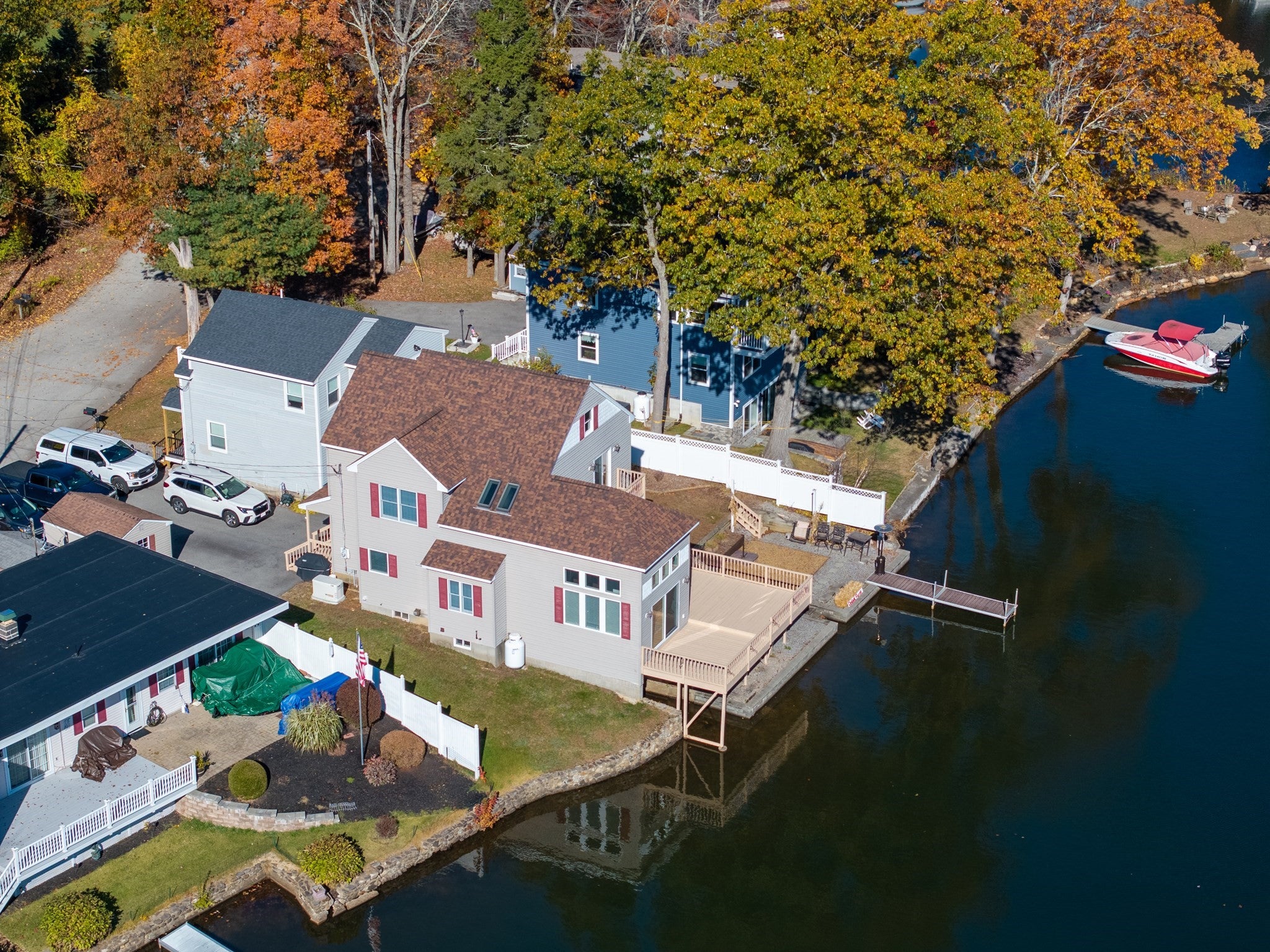 26 Cedar Lake Dr
