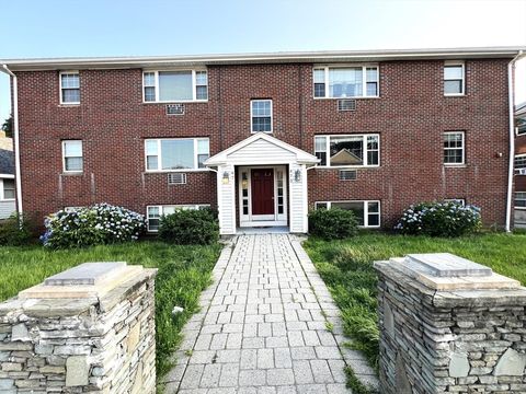 Photo of 475-479 Sea Street #2, Quincy, MA 02169 (MLS # 73447440)