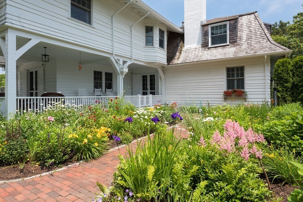 150 Sea View Ave