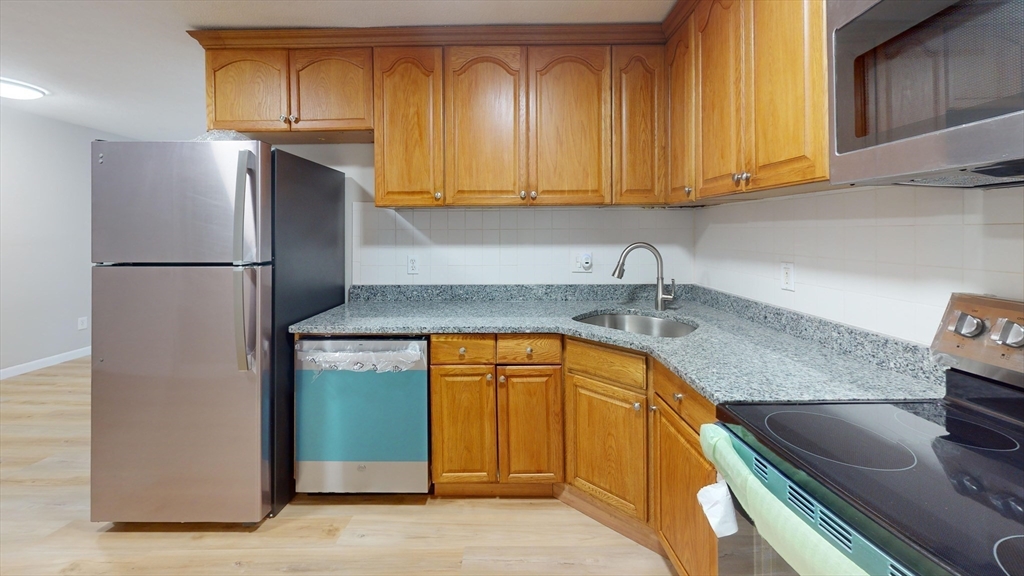 12 Woodland St 38