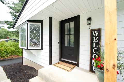 Photo of 7 Barbara Rd, Kingston, MA 02364 (MLS # 73510679)