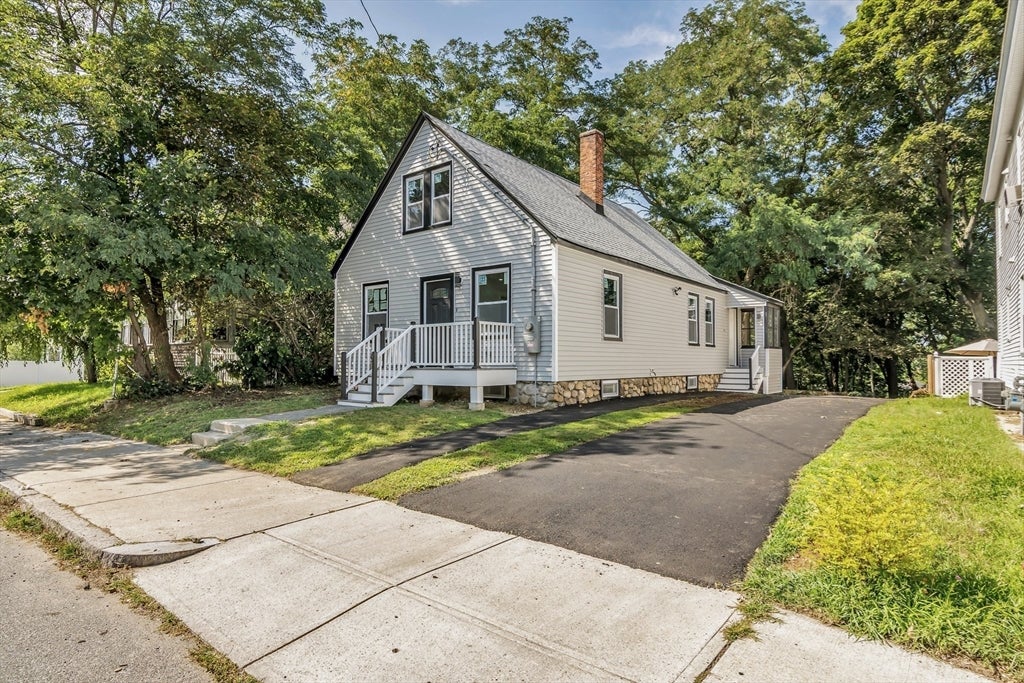 197 Oakland Ave, Methuen, MA, 197 Oakland Ave, Methuen, MA Photo #2