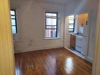 39 Hemenway Street 09