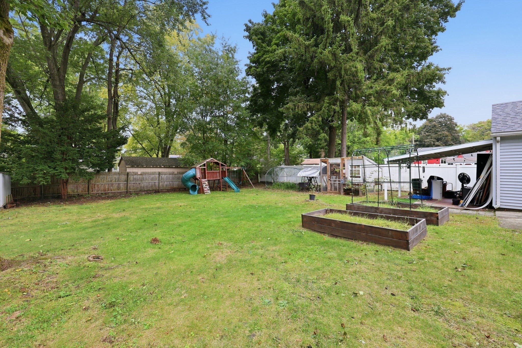 48 E Allen Ridge Rd, Springfield, MA, 48 E Allen Ridge Rd, Springfield, MA Photo #32