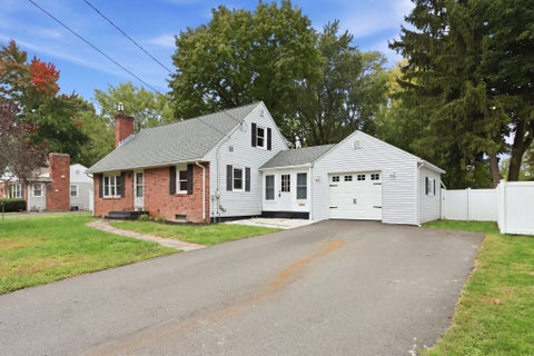Photo of 48 E Allen Ridge Rd, Springfield, MA 01118 (MLS # 73593529)