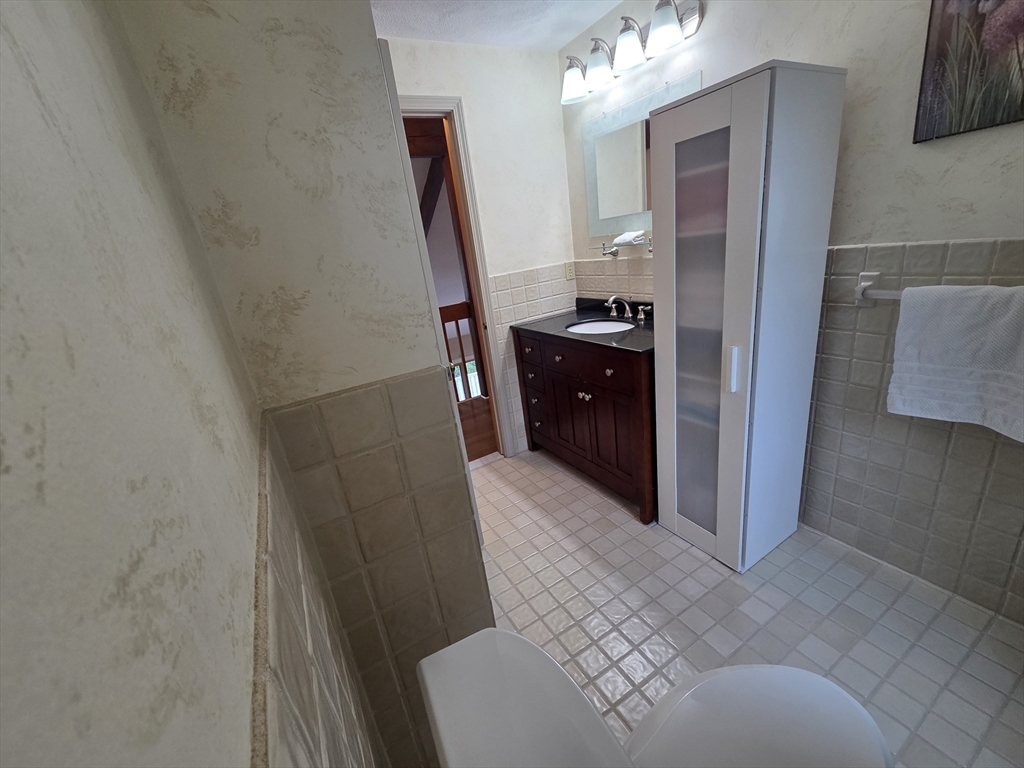 20 Murdock Rd, Stoneham, MA, 20 Murdock Rd, Stoneham, MA Photo #25