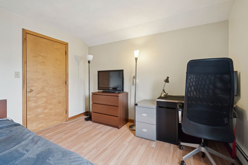 20 Murdock Rd, Stoneham, MA, 20 Murdock Rd, Stoneham, MA Photo #22
