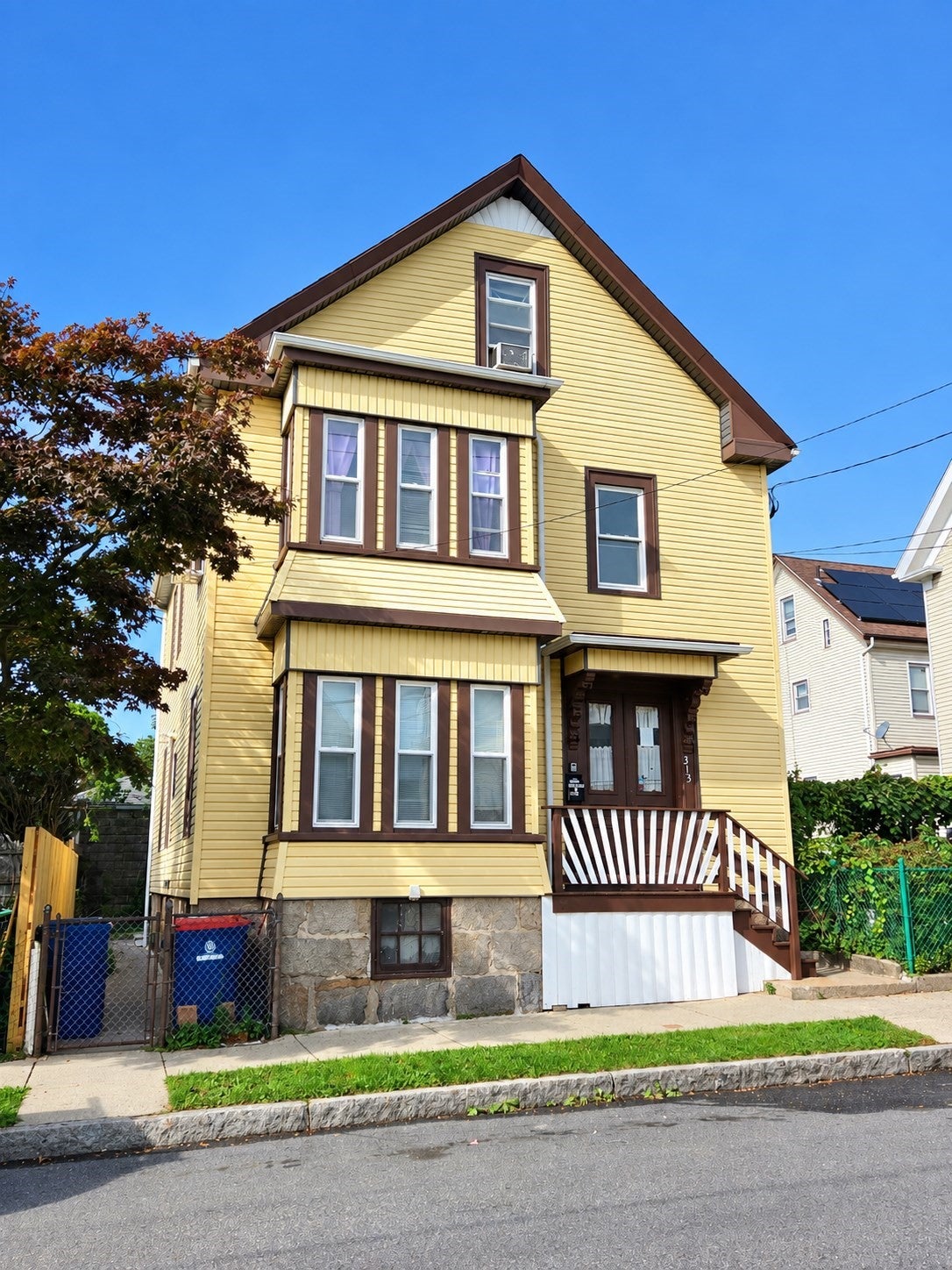 313 Orchard St, New Bedford, MA, 313 Orchard St, New Bedford, MA Photo #1