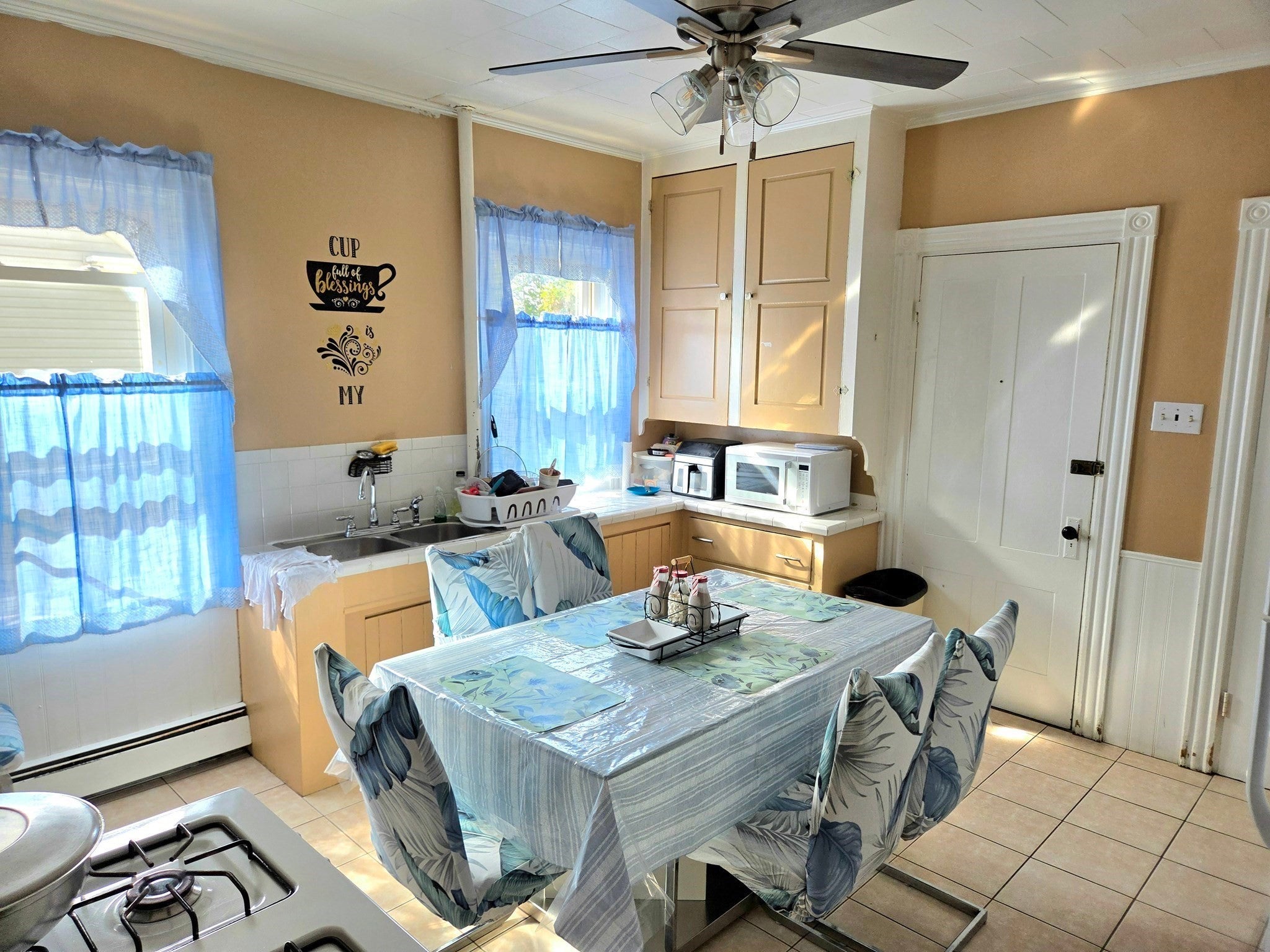 313 Orchard St, New Bedford, MA, 313 Orchard St, New Bedford, MA Photo #9