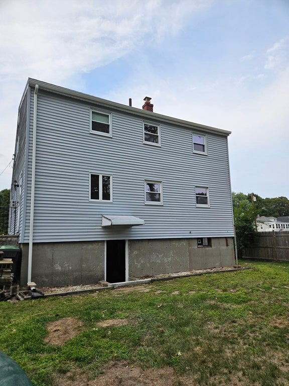 135 Crane St