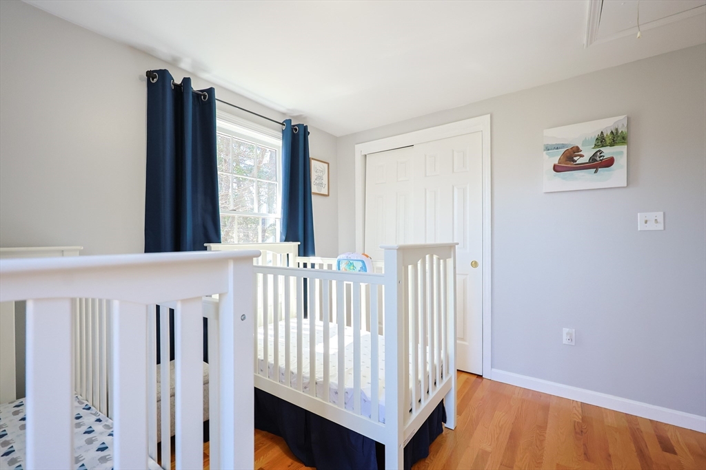 Norton, Massachusetts 02766, United States, 3 Bedrooms Bedrooms, ,2 BathroomsBathrooms,Residential,Pending,106336