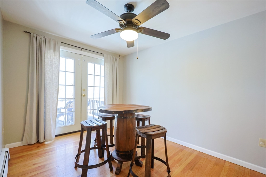 Norton, Massachusetts 02766, United States, 3 Bedrooms Bedrooms, ,2 BathroomsBathrooms,Residential,Pending,106336