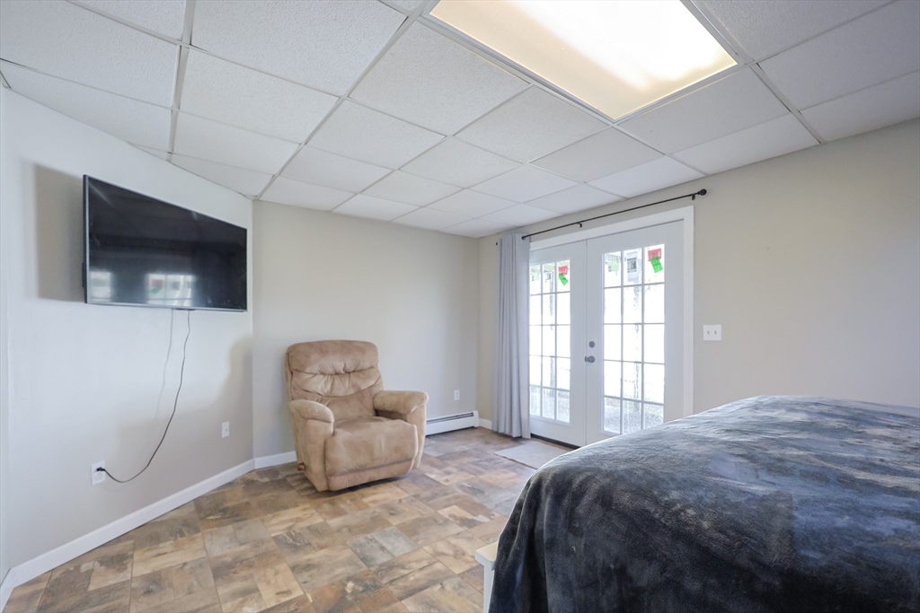 Norton, Massachusetts 02766, United States, 3 Bedrooms Bedrooms, ,2 BathroomsBathrooms,Residential,Pending,106336