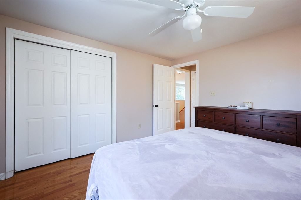 Norton, Massachusetts 02766, United States, 3 Bedrooms Bedrooms, ,2 BathroomsBathrooms,Residential,Pending,106336