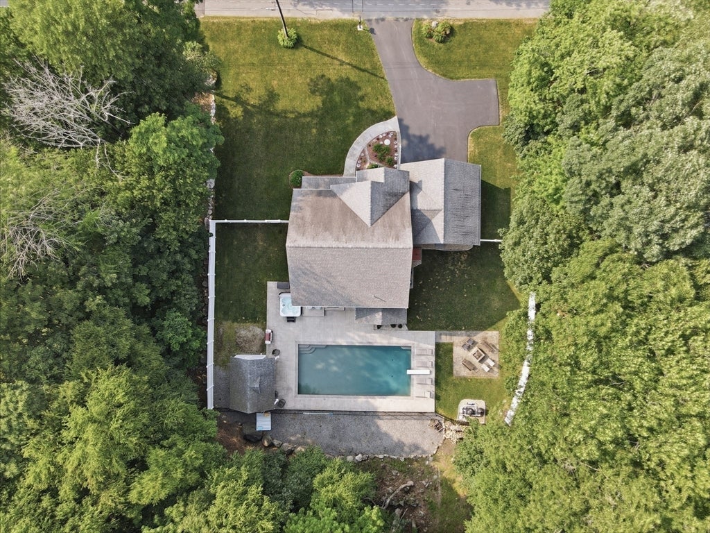 21 Cranbrook Drive, Holden, MA Photo #4